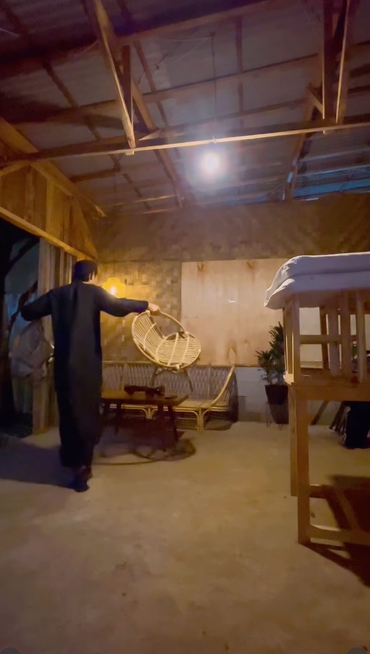 Perjuangan Bobby Tince bangkit dari kebangkrutan, kini kelola warung kopi dan dimsum di Bogor