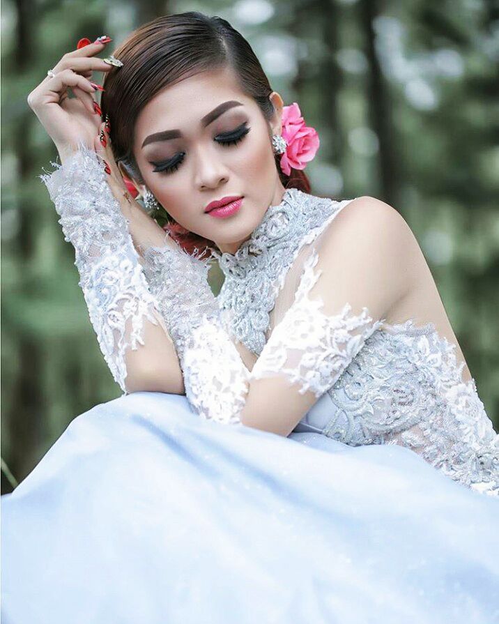 Beredar undangan pernikahan Virgoun di bulan Ramadan, ini profil calon pengantinnya