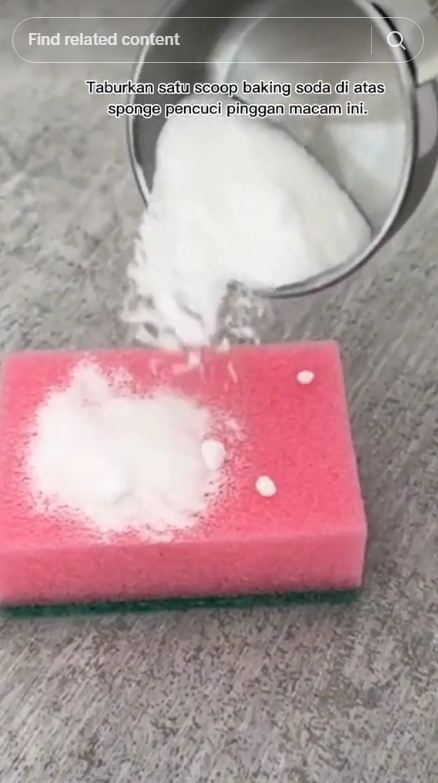 Kulkas wangi dan awet: Trik rahasia hilangkan bau tak sedap pakai spons dan baking soda