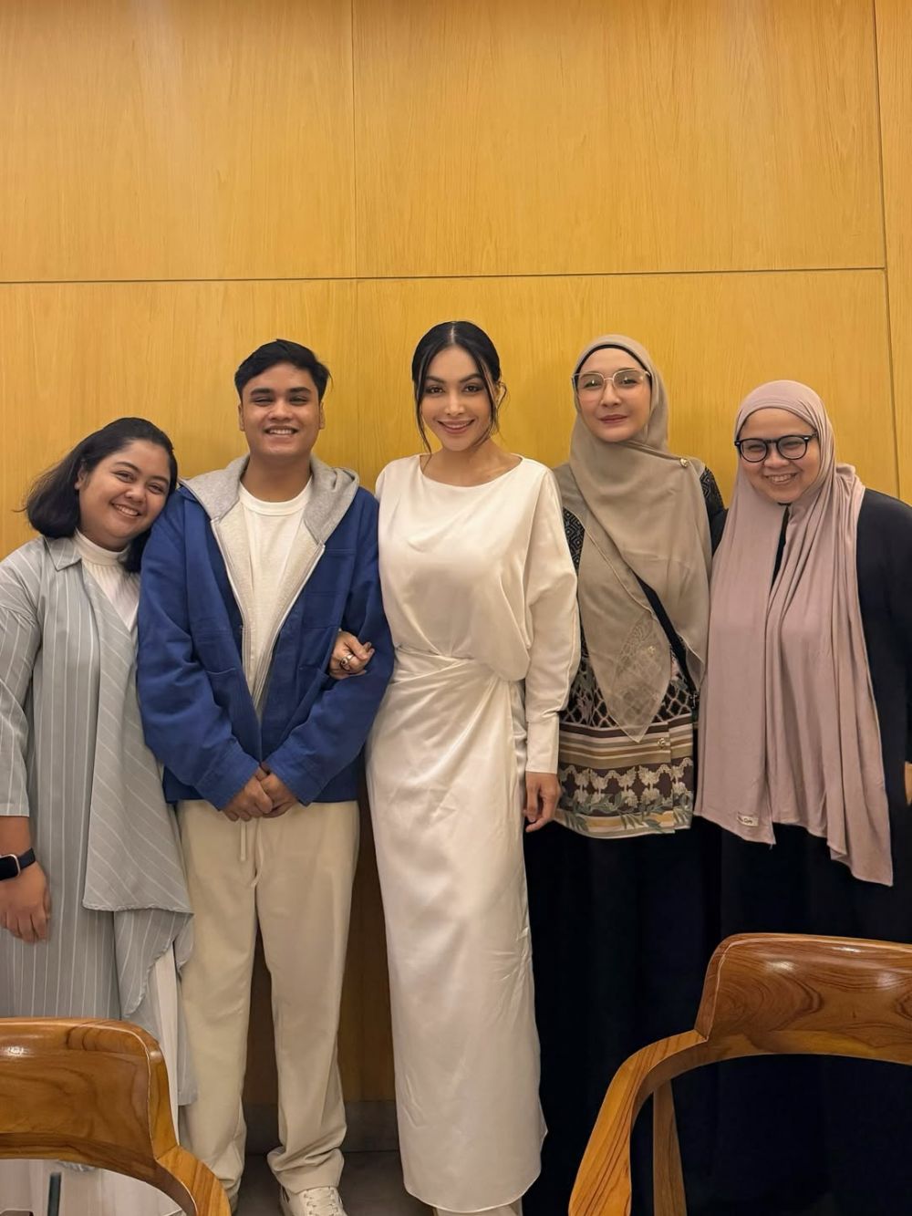 Denada dan Ressa akhirnya bertemu, 5 cerita di balik perjalanan bersatunya ibu dan anak ini