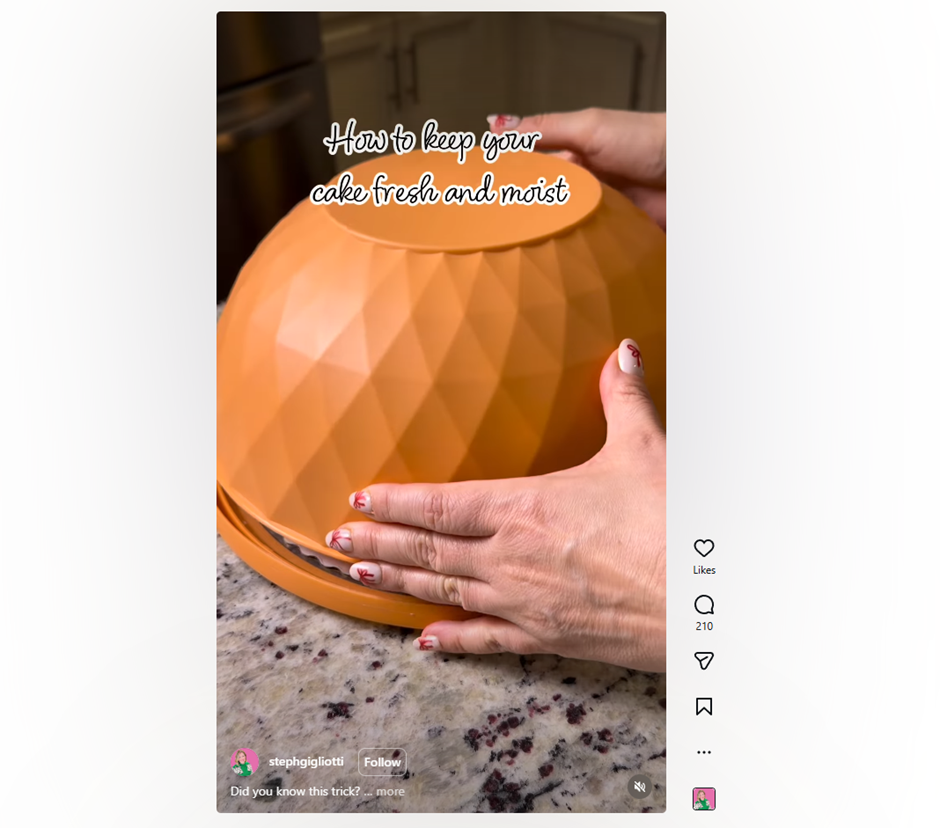 Bye-bye cake seret! Ini cara simpan kue sisa potongan tetap lembut maksimal pakai roti tawar