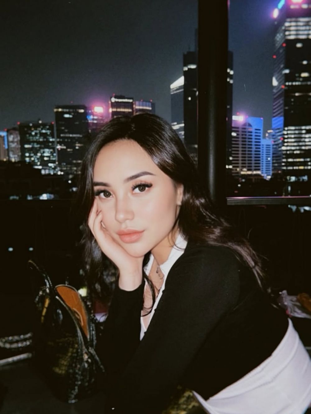 Reaksi tegas Salmafina Sunan tanggapi cuitan Sherel Thalib mengenai masa lalu rumah tangganya