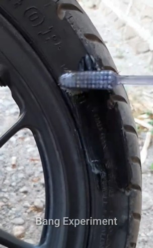 Ban motor kusam kembali hitam pekat tanpa cuci, cukup gunakan racikan bahan dapur ini