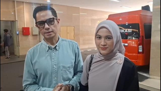 Dude Harlino Alyssa Soebandono diperiksa Bareskrim |  foto: Liputan6