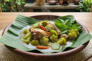 Resep garang asem ayam tanpa santan, gurih, segar dan anti ribet
