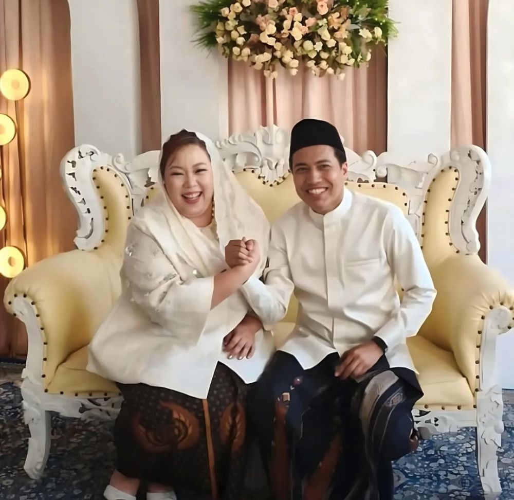 Inayah Wahid Menikah berbagai sumber 