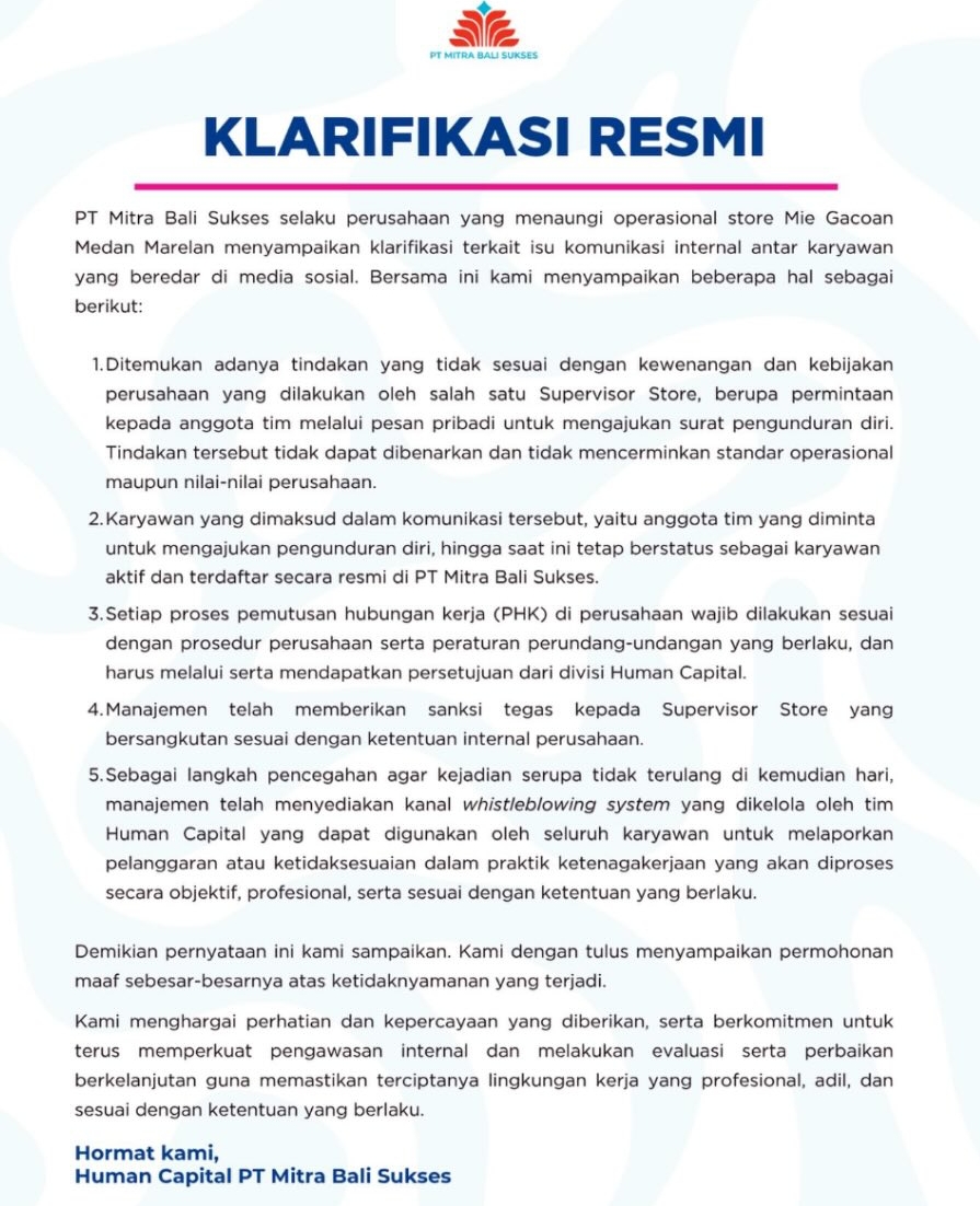 Karyawan Restoran Medan Istimewa