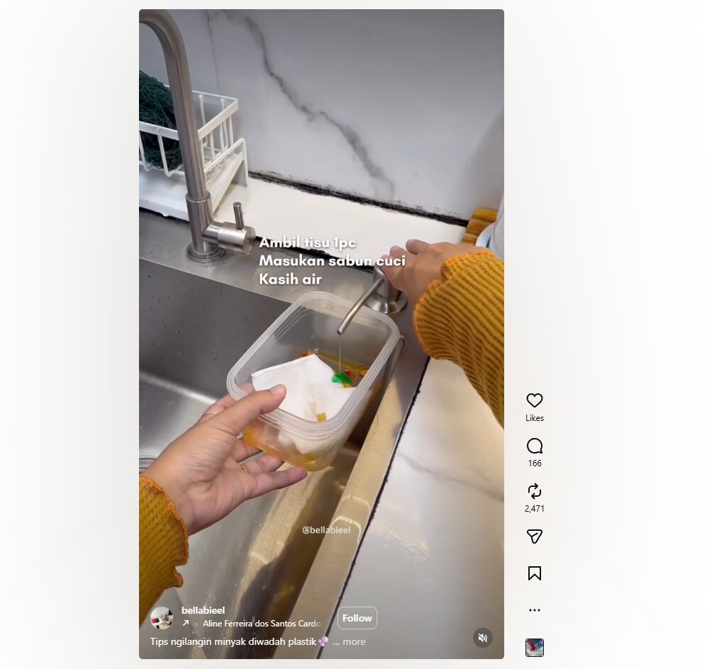 Wadah thinwall jadi kesat lagi dalam 30 detik? Cukup tambahkan 1 benda ini ke air sabun