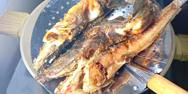Cara simpan lele tanpa kulkas agar awet 2 hari, cukup pakai bumbu dapur yang ada di rumah