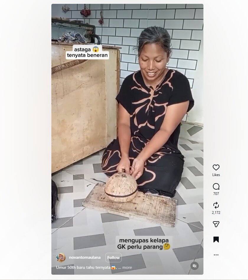 Stop belah batok kelapa sembarangan! Ini cara praktis agar dagingnya terlepas sempurna