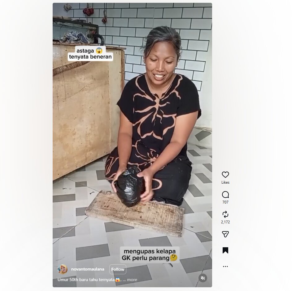 Stop belah batok kelapa sembarangan! Ini cara praktis agar dagingnya terlepas sempurna