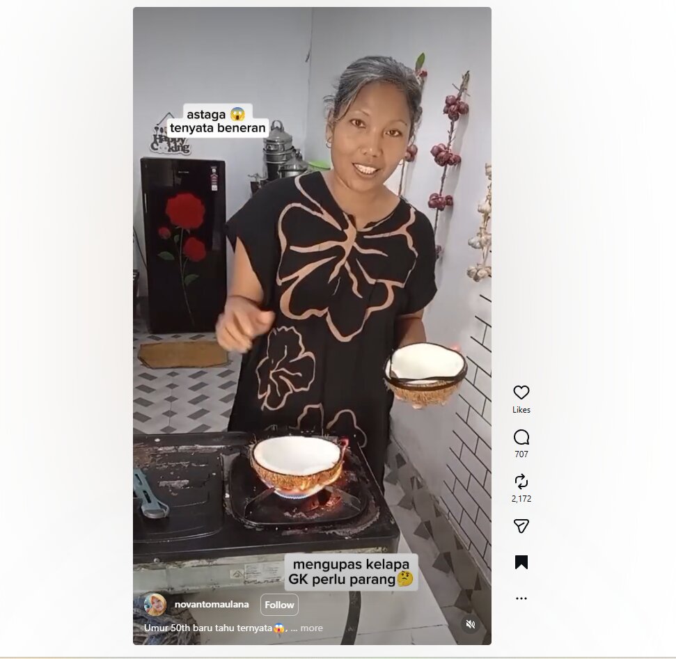 Stop belah batok kelapa sembarangan! Ini cara praktis agar dagingnya terlepas sempurna