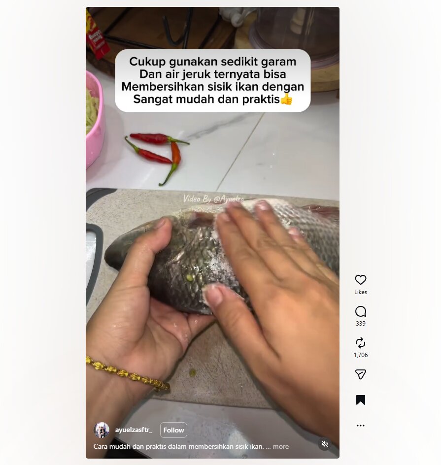 Nggak perlu pisau! Begini cara bersihkan sisik ikan cuma pakai garam & jeruk, lebih praktis