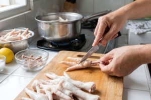 Rahasia ceker tanpa tulang yang utuh dan mulus, mudah dicoba di rumah