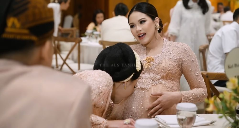 Momen Maia Estianty ajak bicara calon cucu, beri pesan soal waktu kelahiran yang bareng El Rumi nikah 