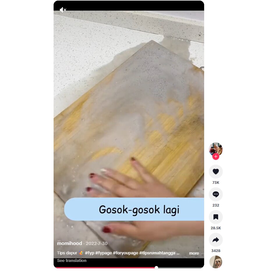 Cara membersihkan talenan menghitam pakai bahan dapur biar kinclong dan semangat masak lagi