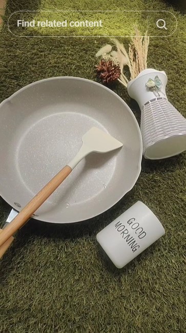 Malas gosok wajan berlemak? Warganet ini punya solusi simpel yang hanya butuh 1 alat