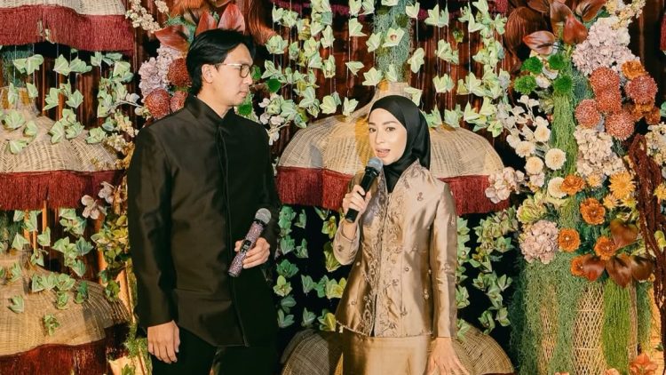 Awal berkerudung bukan dipaksa suami, Nikita Willy terharu hadiah hijab titipan Issa lewat guru ngaji