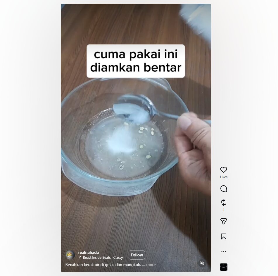 Mangkuk kaca berkerak kusam? Sikat pakai jeruk nipis dan baking soda, auto cerah lagi