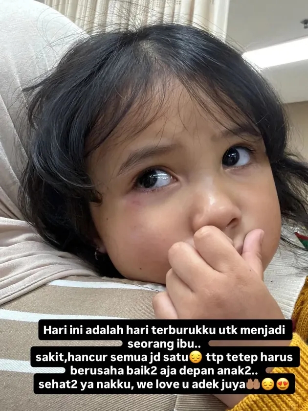 Azura jatuh dari tangga, Aurel Hermansyah ungkap rasa bersalah dan Atta undur semua janji
