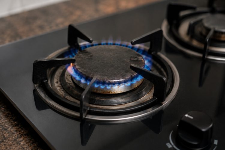 Kompor tidak keluar api padahal gas masih ada? Ternyata 4 bagian ini yang perlu dicek