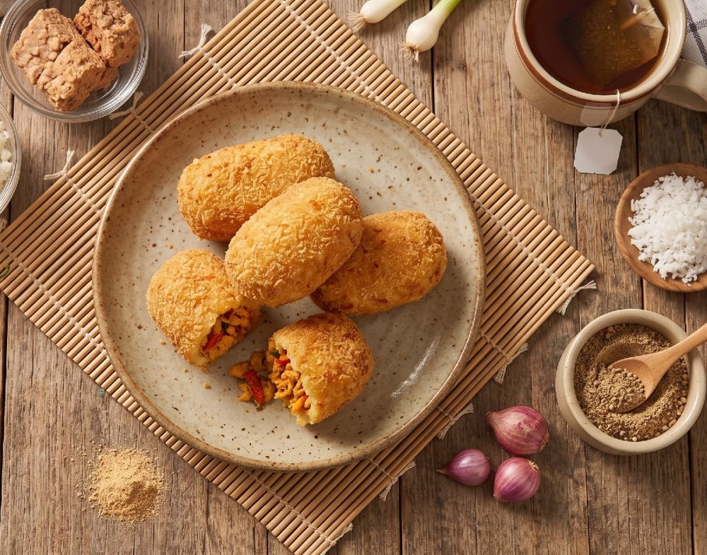 Resep gorengan combro yang renyah tapi dalamnya tetap empuk dan nikmat, ternyata ini triknya
