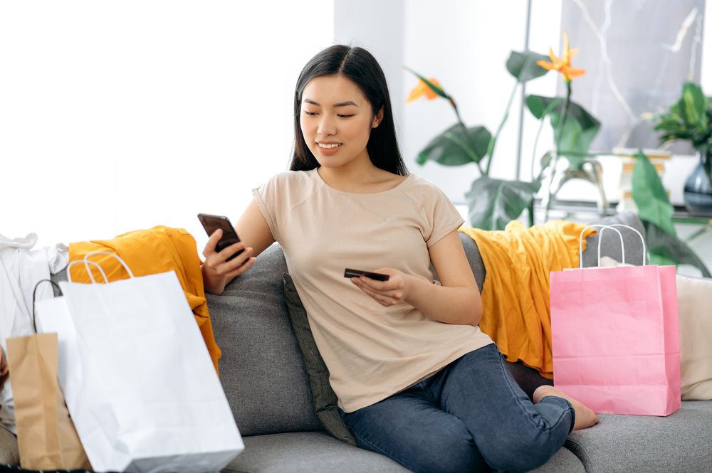 Bertabur promo sampai diskon Rp 5 juta, belanja di Blibli makin hemat dengan program BRIDAY