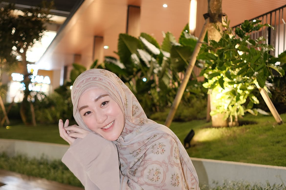 Isi curahan hati Larissa Chou setelah cerai dari Ikram Rosadi, akui sudah terbiasa hidup sendiri