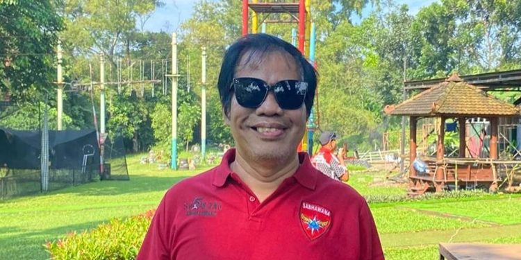 Di balik tawa panggung hiburan, ini kenangan indah dan pesan terakhir mendiang Temon untuk anaknya