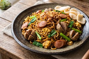 Males ribet tapi ingin makan enak? Yuk coba resep masakan mi goreng sosis bakso yang praktis dan murah