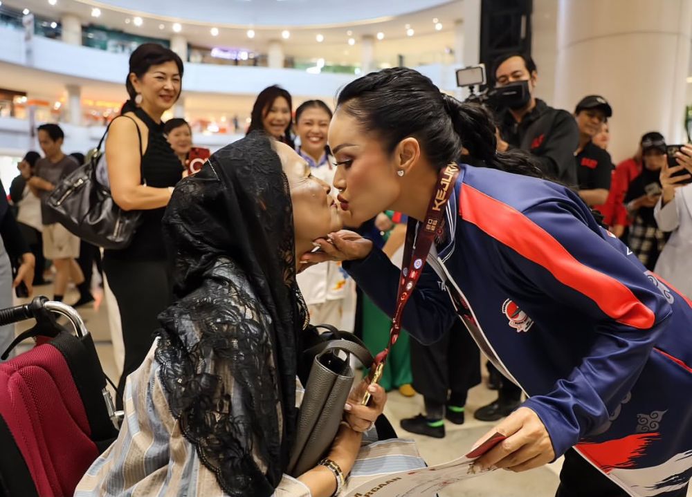 Bukti dedikasi dan prestasi, Kris Dayanti persembahkan dua emas di Kejurnas Wushu 2026