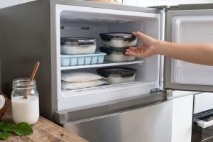 Masih bingung, santan boleh masuk freezer atau tidak? Ini penjelasannya