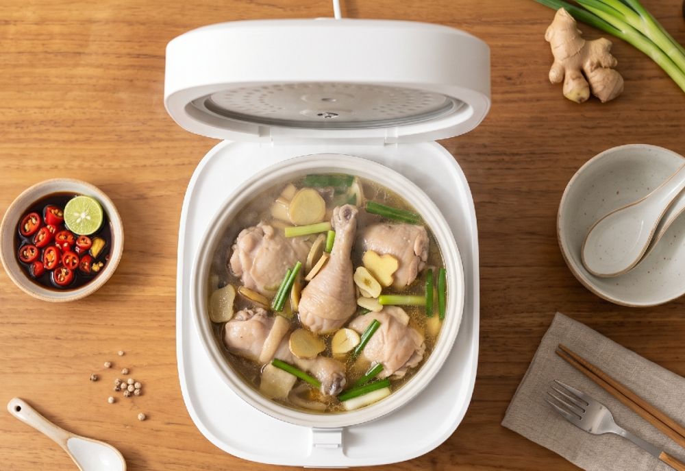 Cara membuat ayam kukus kuah yang lezat di rice cooker, mudah dan enak cuma tinggal cemplung