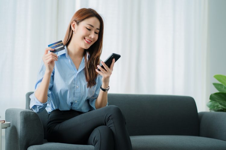 Jaga cashflow bulanan kini makin mudah dengan Program Cicilan BRI Kartu Kredit, bunga mulai 0%