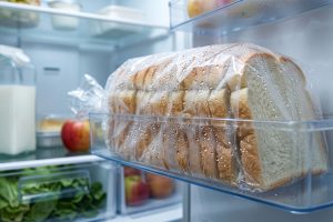 Kenapa roti tawar jadi basah setelah masuk kulkas? Ini penyebab dan cara menyimpannya