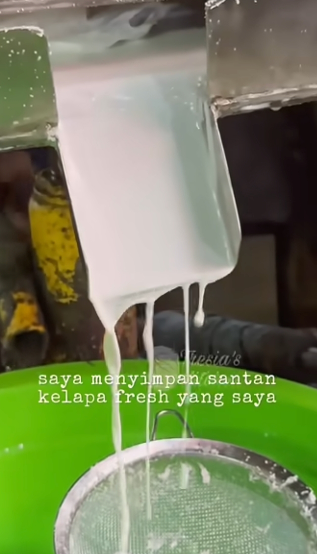 Cara menyimpan santan fresh agar awet hingga 10 hari dan tak mudah pecah
