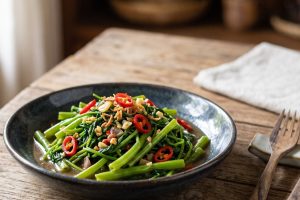 Punya kangkung yang mau layu? ini cara mengolahnya jadi cah kangkung yang tetap kriuk dan segar