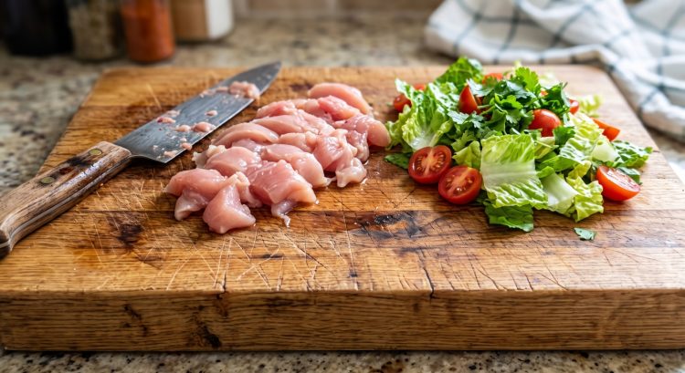 5 Kesalahan pakai talenan yang bisa bikin makanan kotor