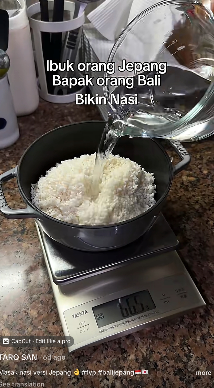 Cuma tambah sedikit beras ketan, begini cara masak nasi pulen ala Jepang
