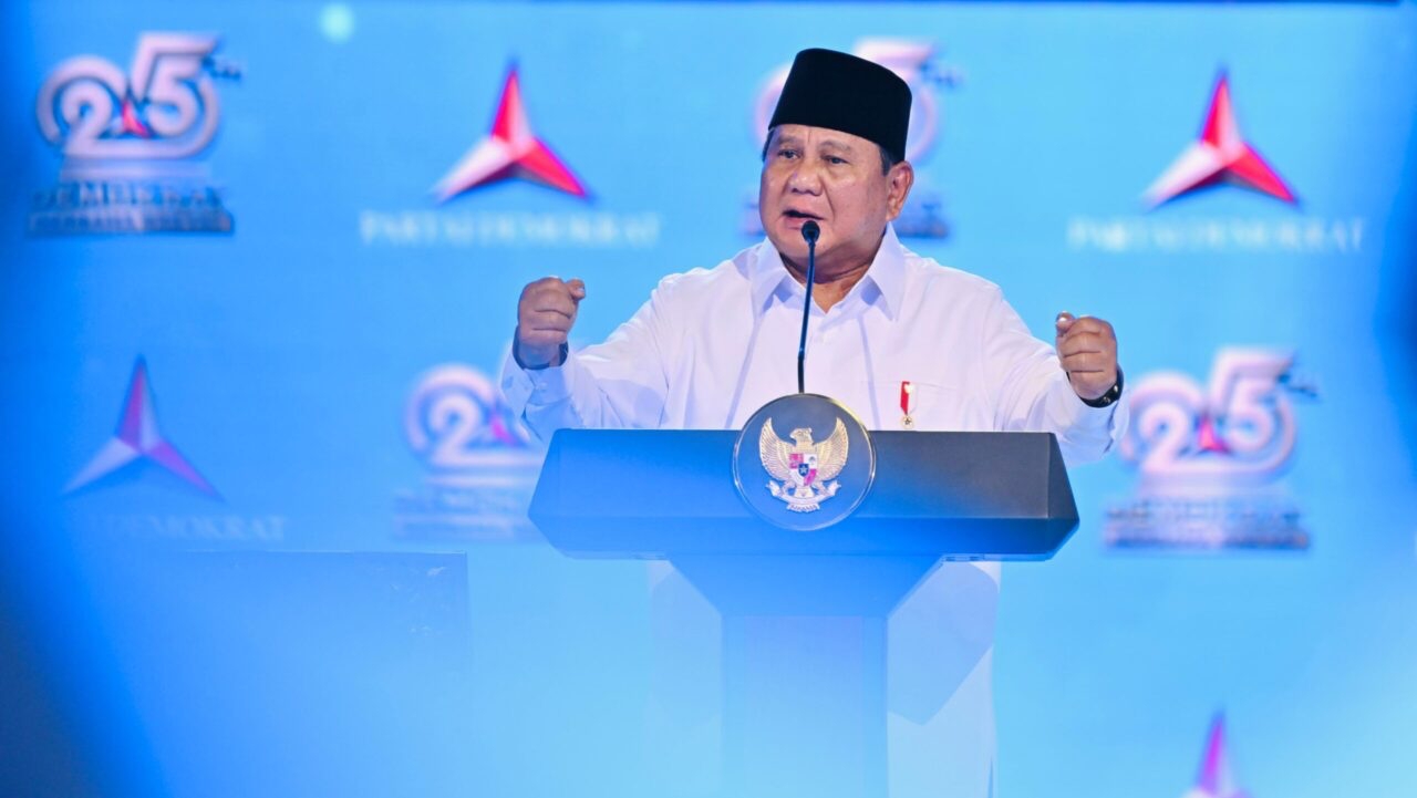 Prabowo perintahkan pencarian 8 orang hilang kontak sejak awal dapat kabar, 11 kapal dikerahkan