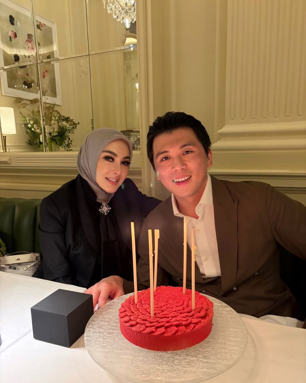 Tampak serba berkecukupan, Syahrini ungkap amalan bekal akhirat: Tidak ada yang murah mengejar surga