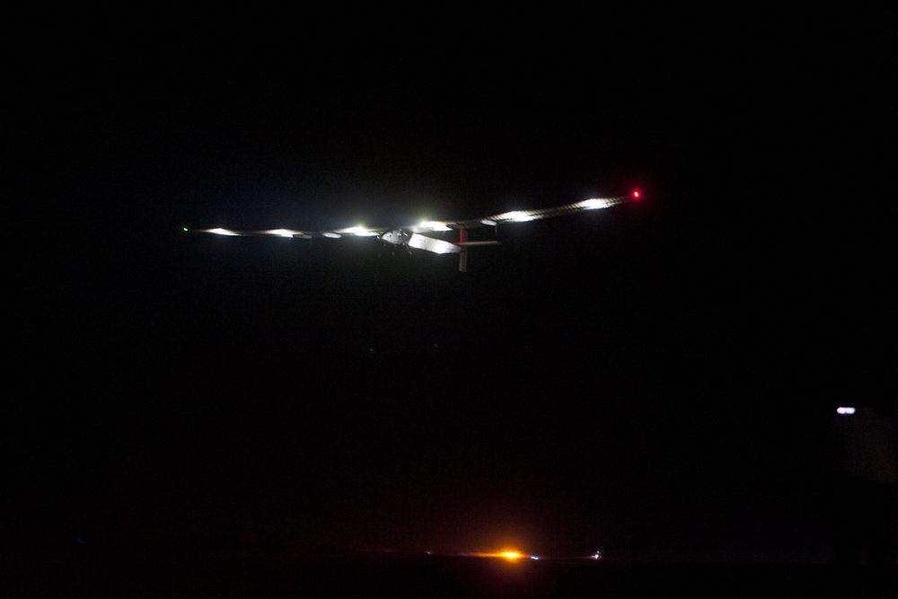 Solar Impulse 2, keliling dunia dengan tenaga matahari