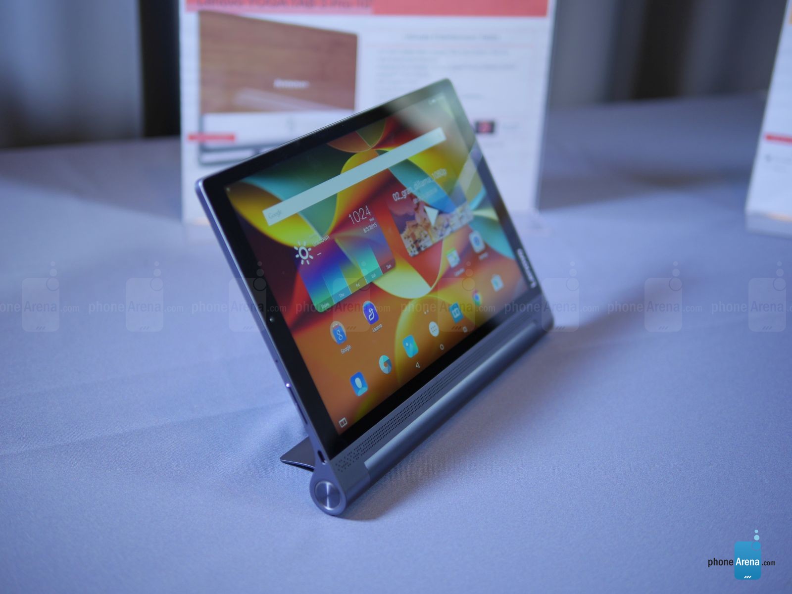 Ini tablet terbaru Lenovo yang dilengkapi dengan proyektor