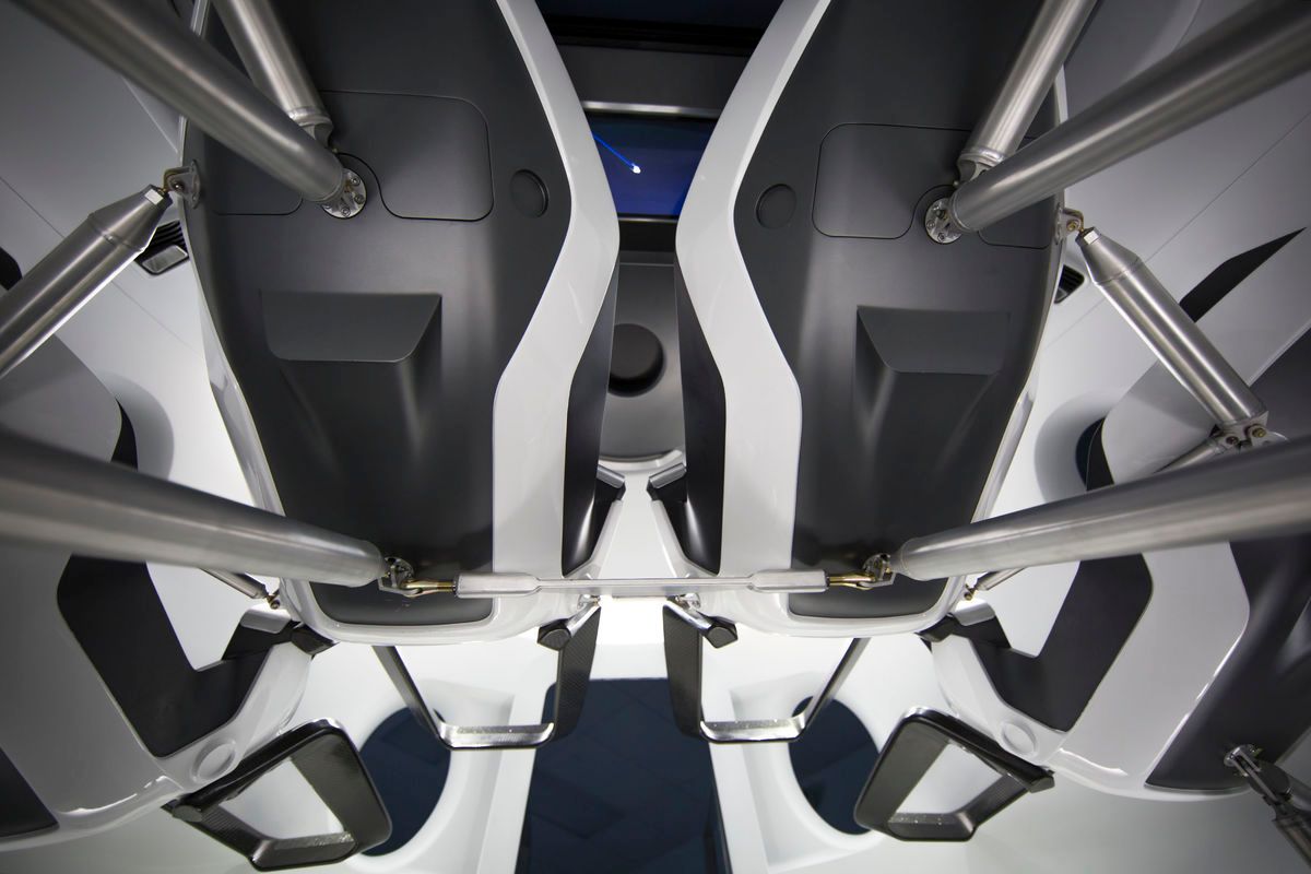 Intip interior futuristik penerbangan luar angkasa komersil