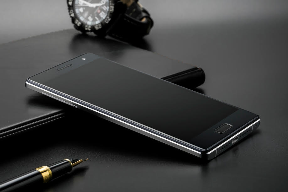 Smartphone Bluboo XTouch hadir dengan desain premium