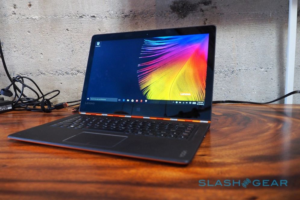 Yuk kenalan dengan Lenovo Yoga 900, si laptop fleksibel!