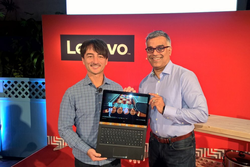 Yuk kenalan dengan Lenovo Yoga 900, si laptop fleksibel!