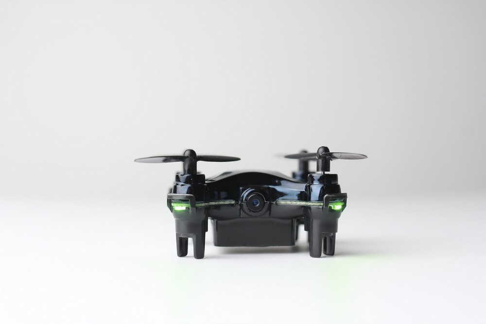Begini penampakan drone terkecil di dunia
