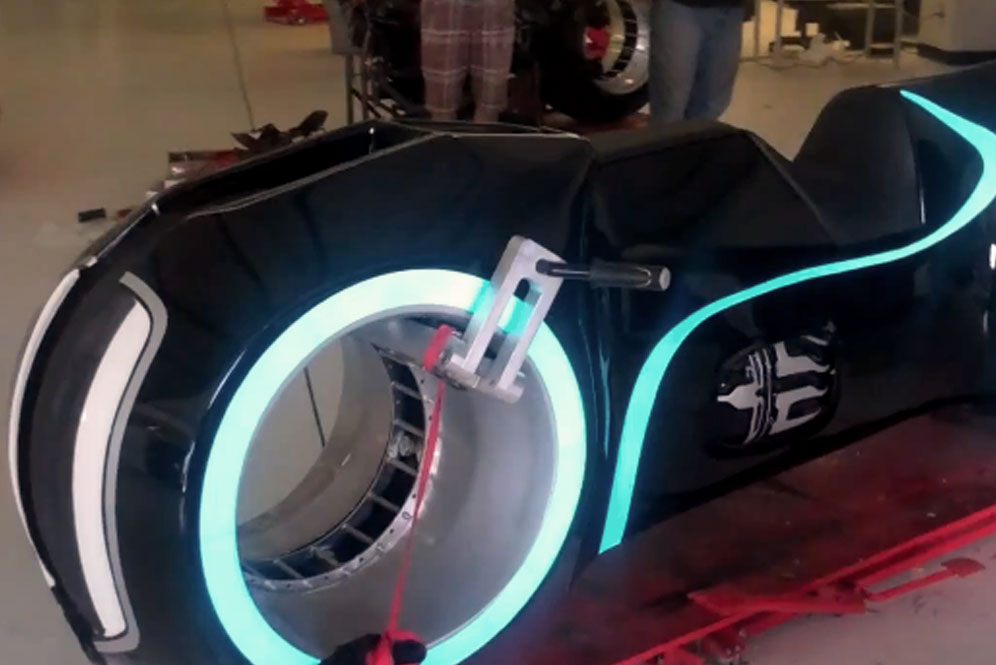 Lightcycle, superbike bertenaga baterai Lithium