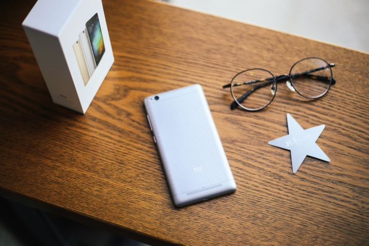 Intip foto menawan Xiaomi Redmi 3 dengan balutan logam
